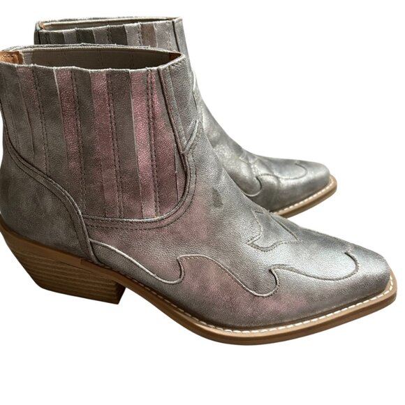 Forever 21 Silver Ankle Cowboy Boots Size 7 - Picture 6 of 9